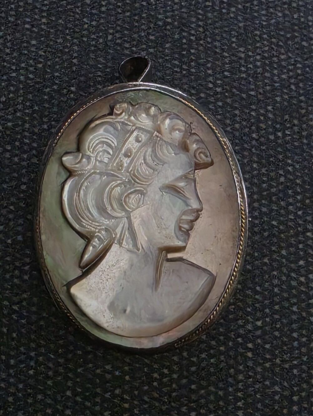 Vintage Carved Shell Cameo Pendant in Iridescent Silver Gray Tones.